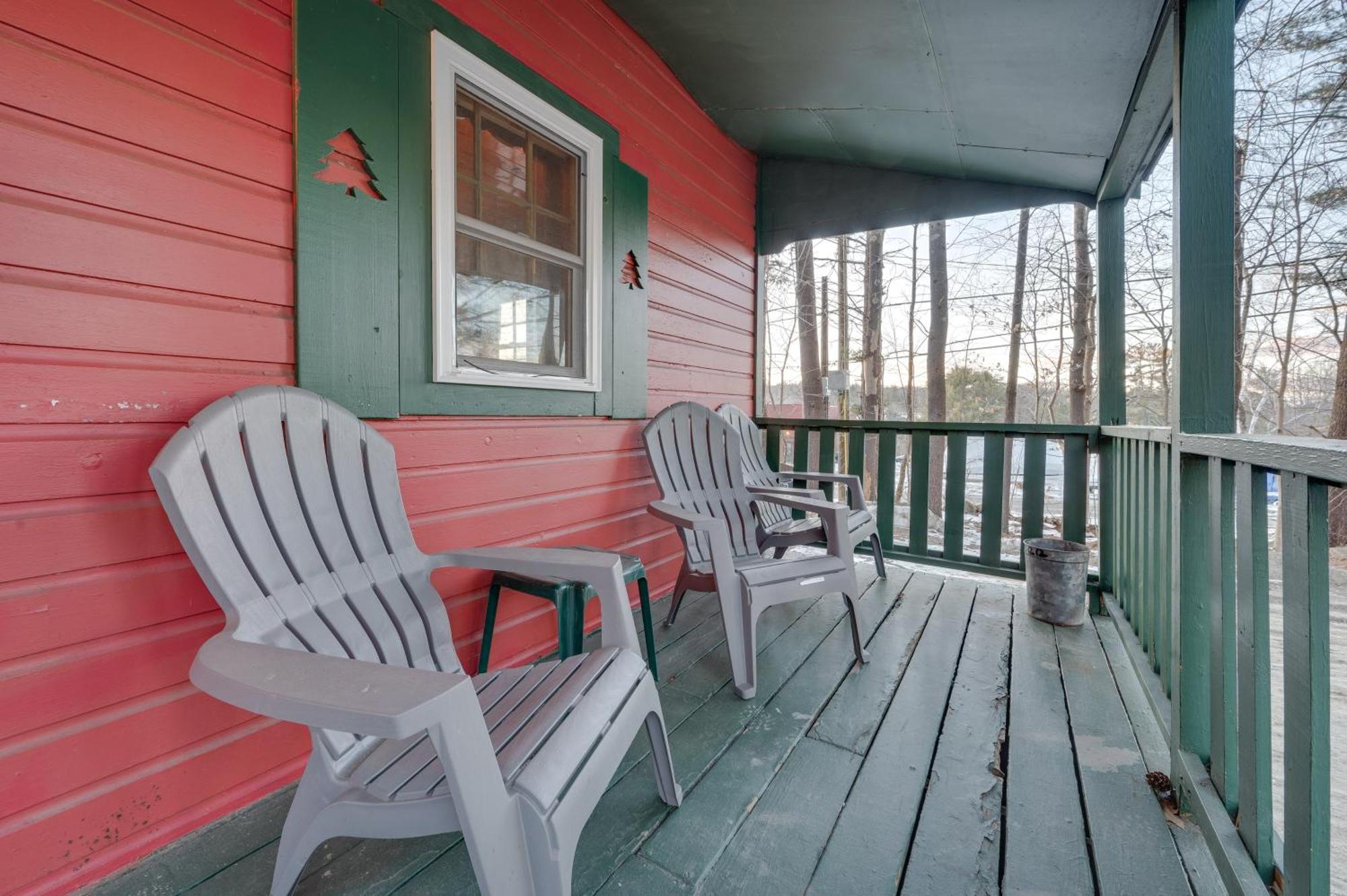 Cozy Laconia Studio With Pool Access - 2 Mi To Lake! Apartment Exterior photo
