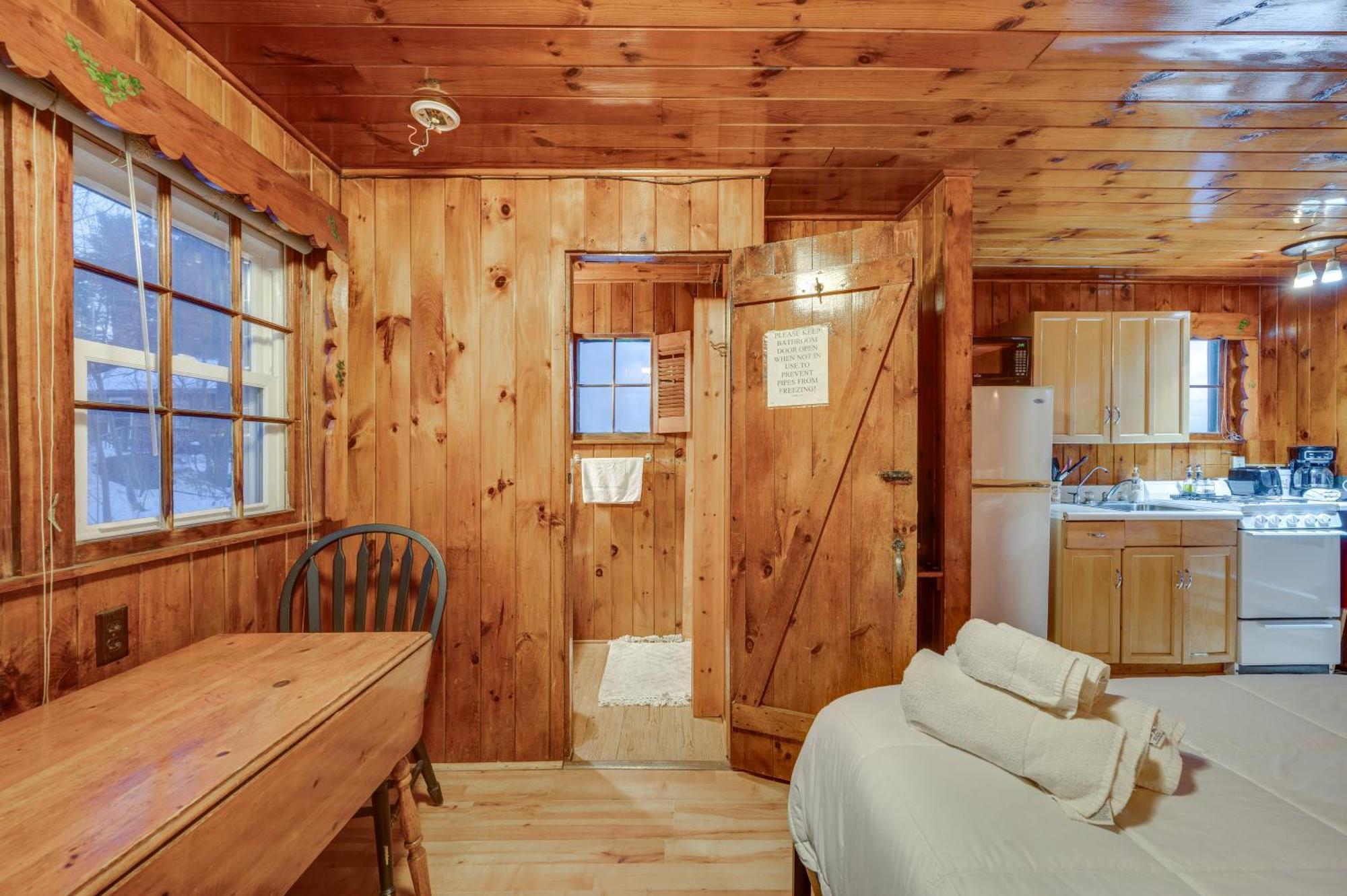Cozy Laconia Studio With Pool Access - 2 Mi To Lake! Apartment Exterior photo